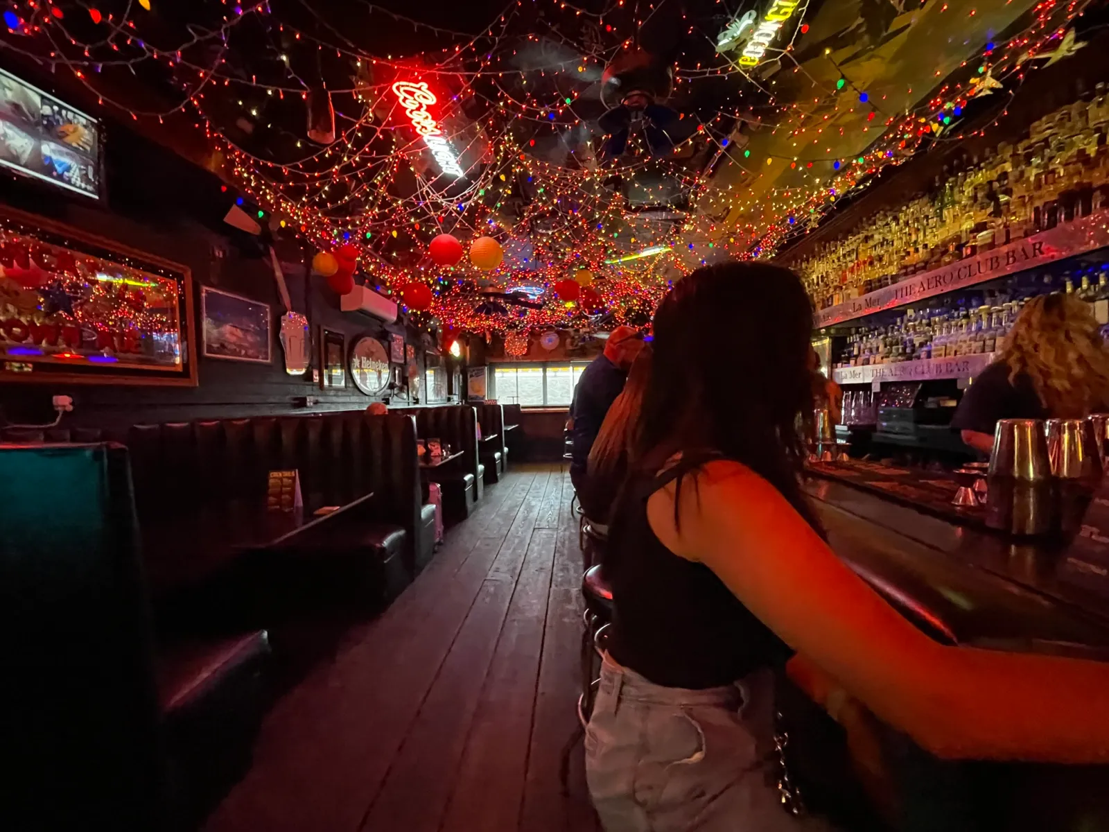 aero club bar