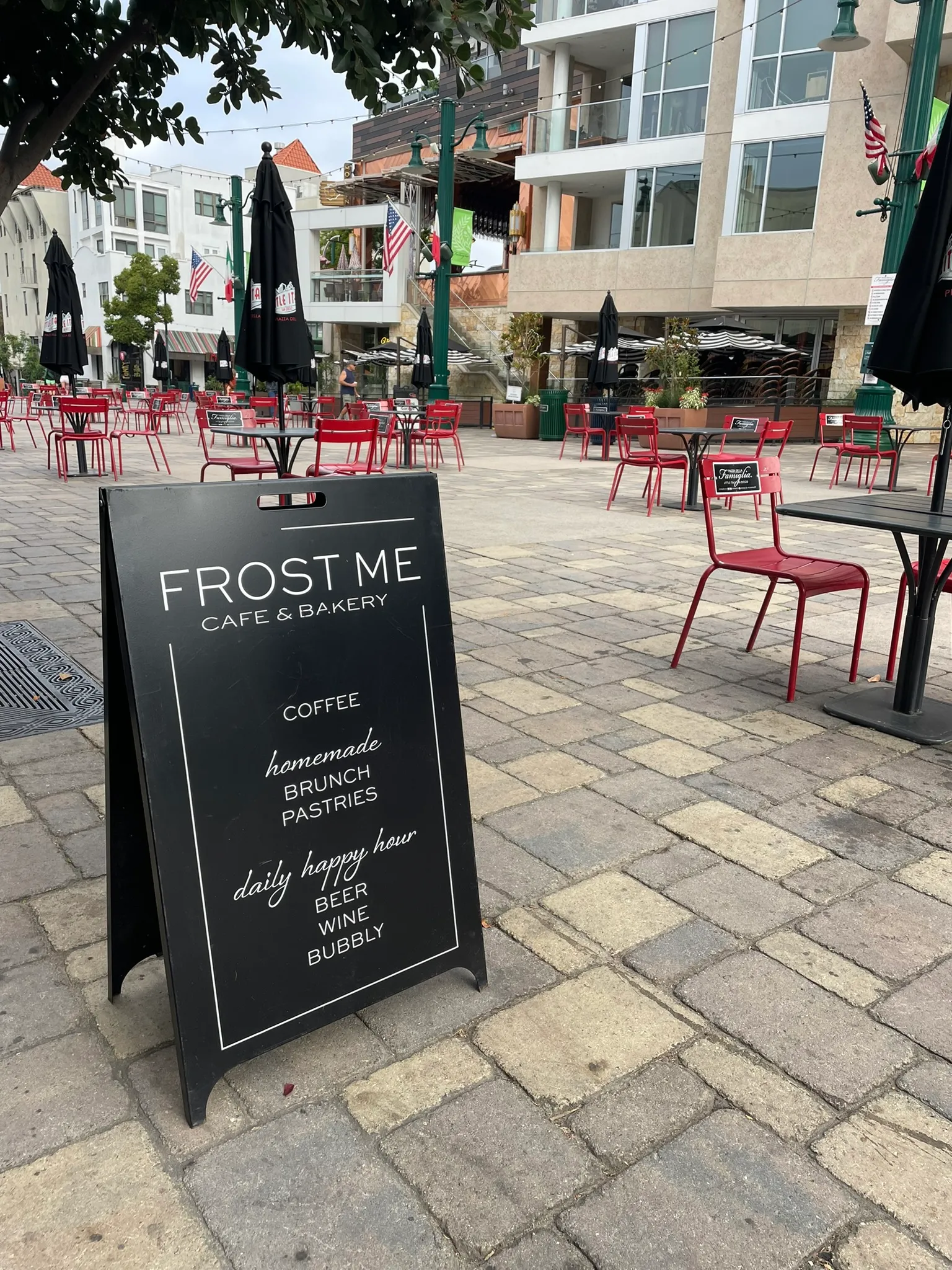 Frost Me Cafe And Bakery